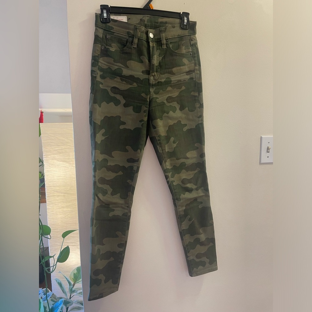 GAP Camouflage Skinny Jeans